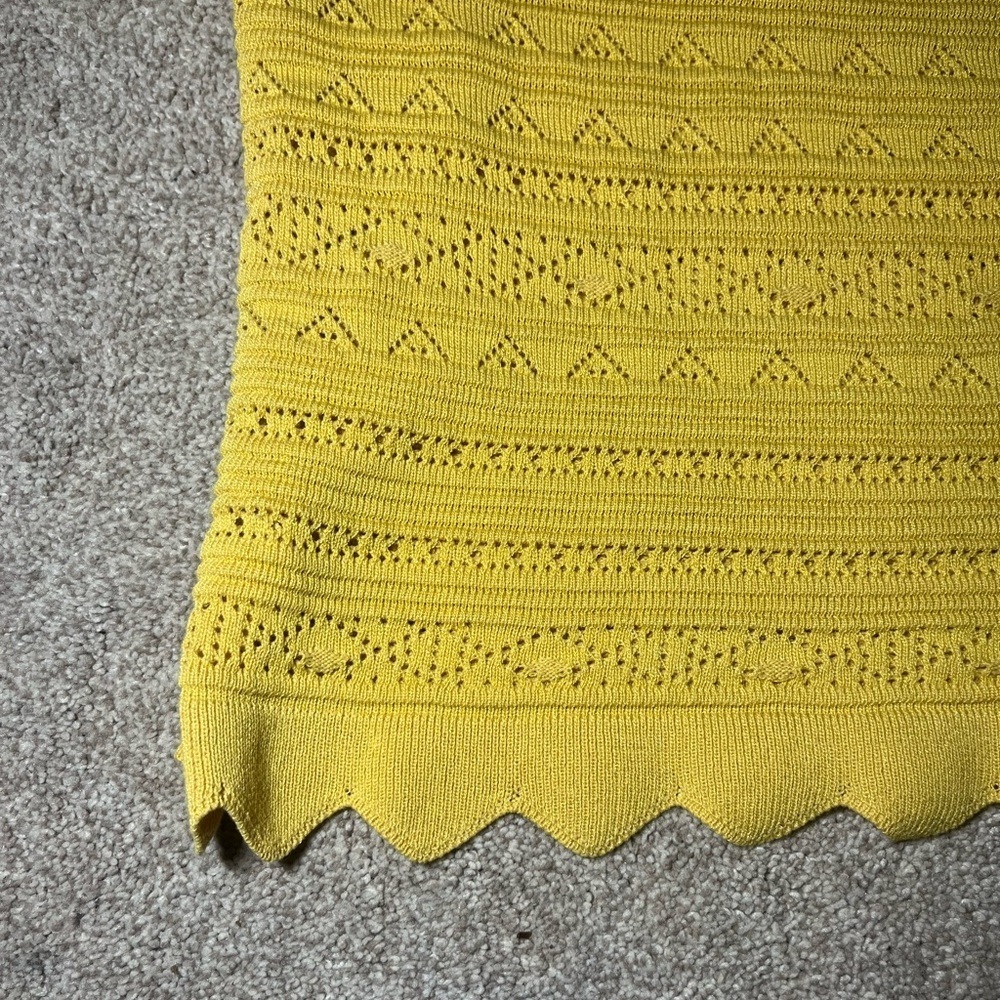 Francesca Yellow Pattern Top Size Small - Picture 4 of 7